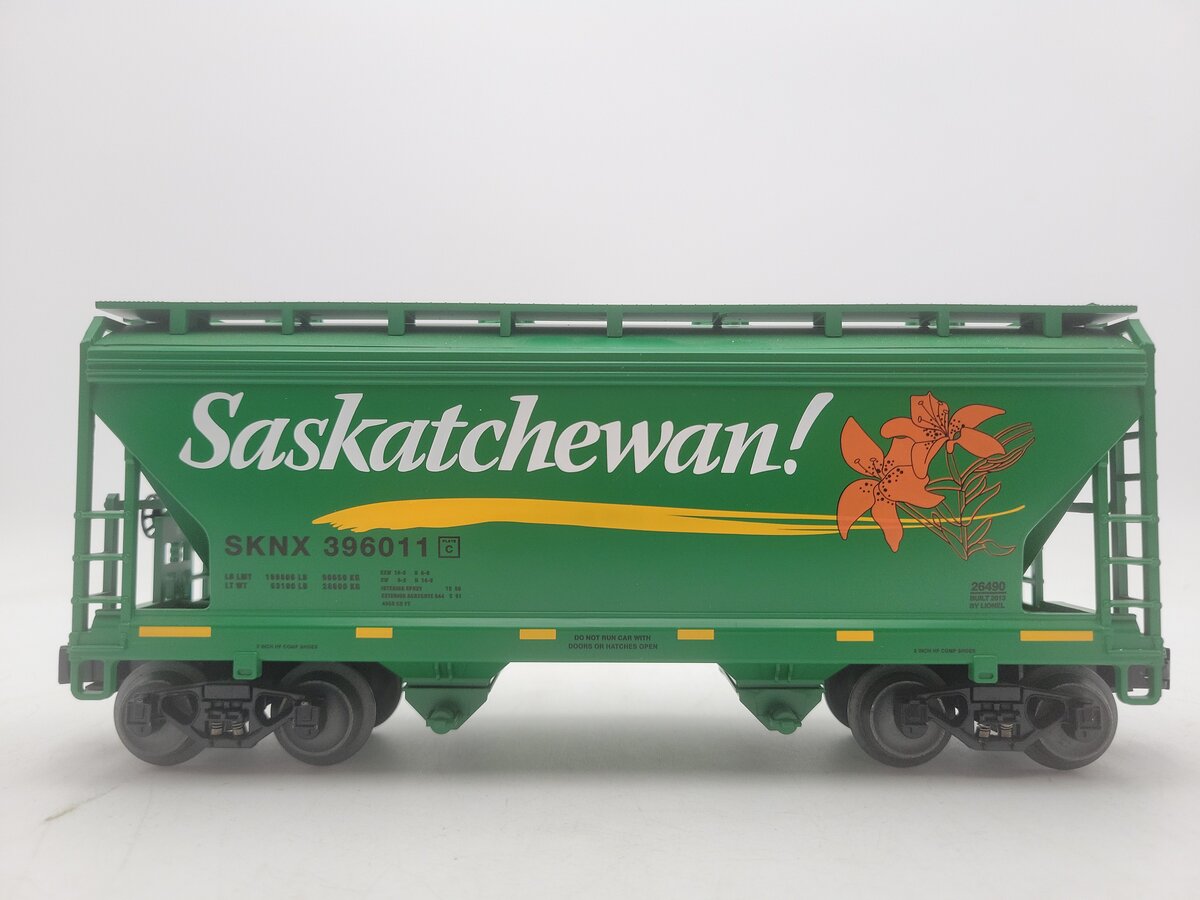 Lionel 6-26490 O Gauge Saskatchewan 2-Bay Centerflow Covered Hopper EX