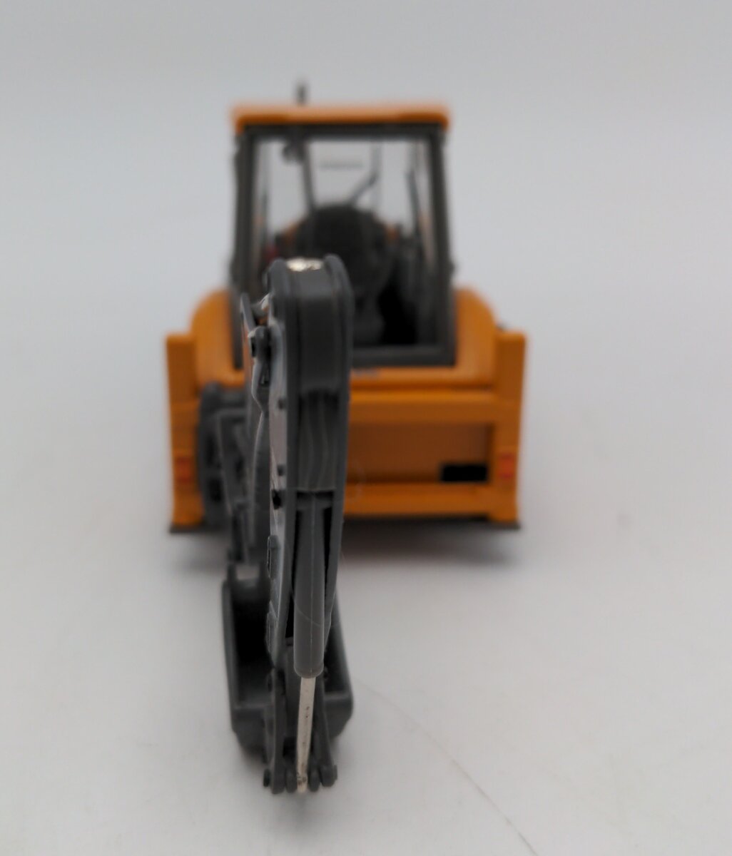 Motorart 13033 1:50 Volvo BL71 Backhoe Loader VG