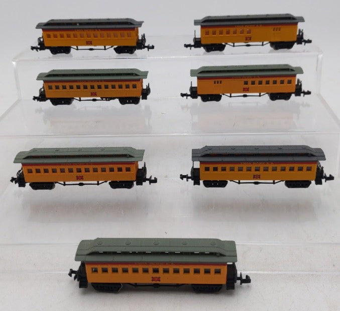 Bachmann N Scale Assorted Passenger Cars [7] EX