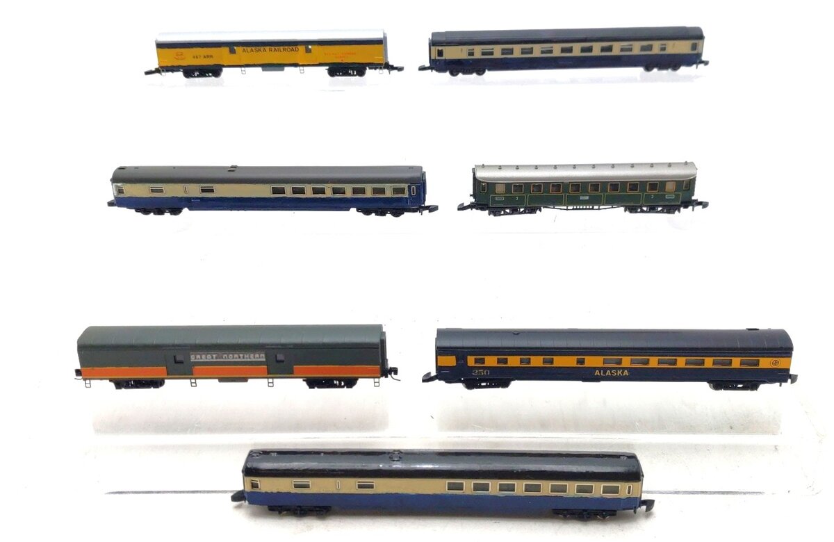Marklin & Other Z Scale Customized Assorted Passenger Cars [8] VG