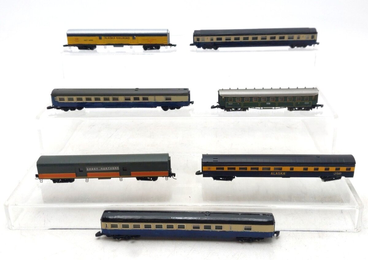 Marklin & Other Z Scale Customized Assorted Passenger Cars [8] VG
