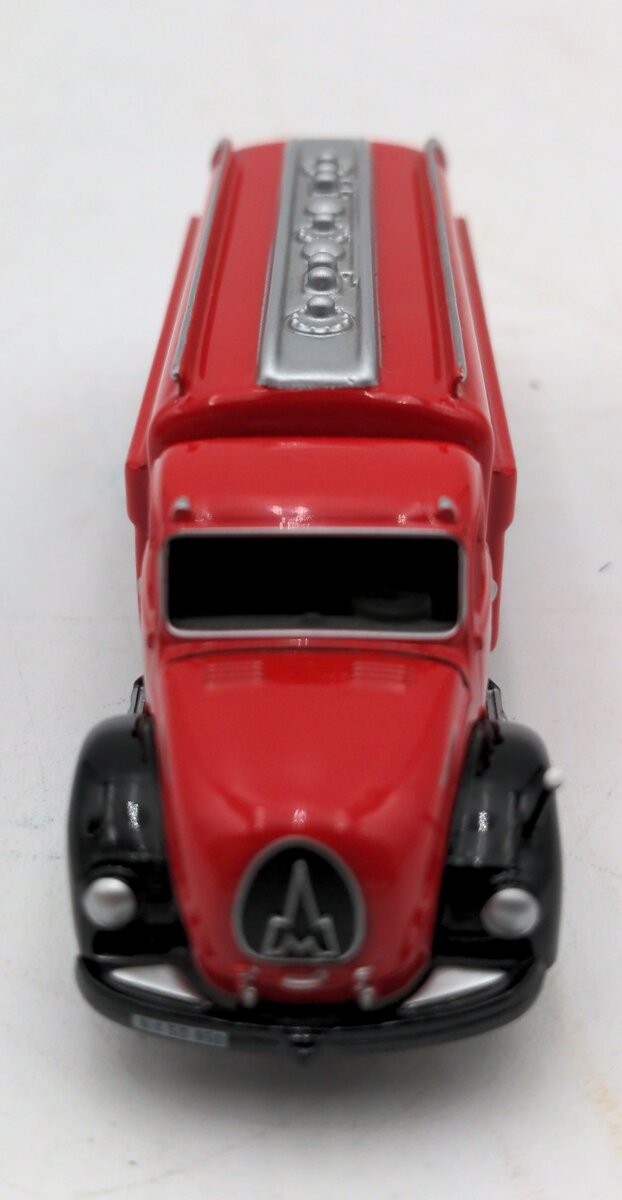 Schuco 1:87 Scale Diecast Esso Motor Oil Tanker Truck VG