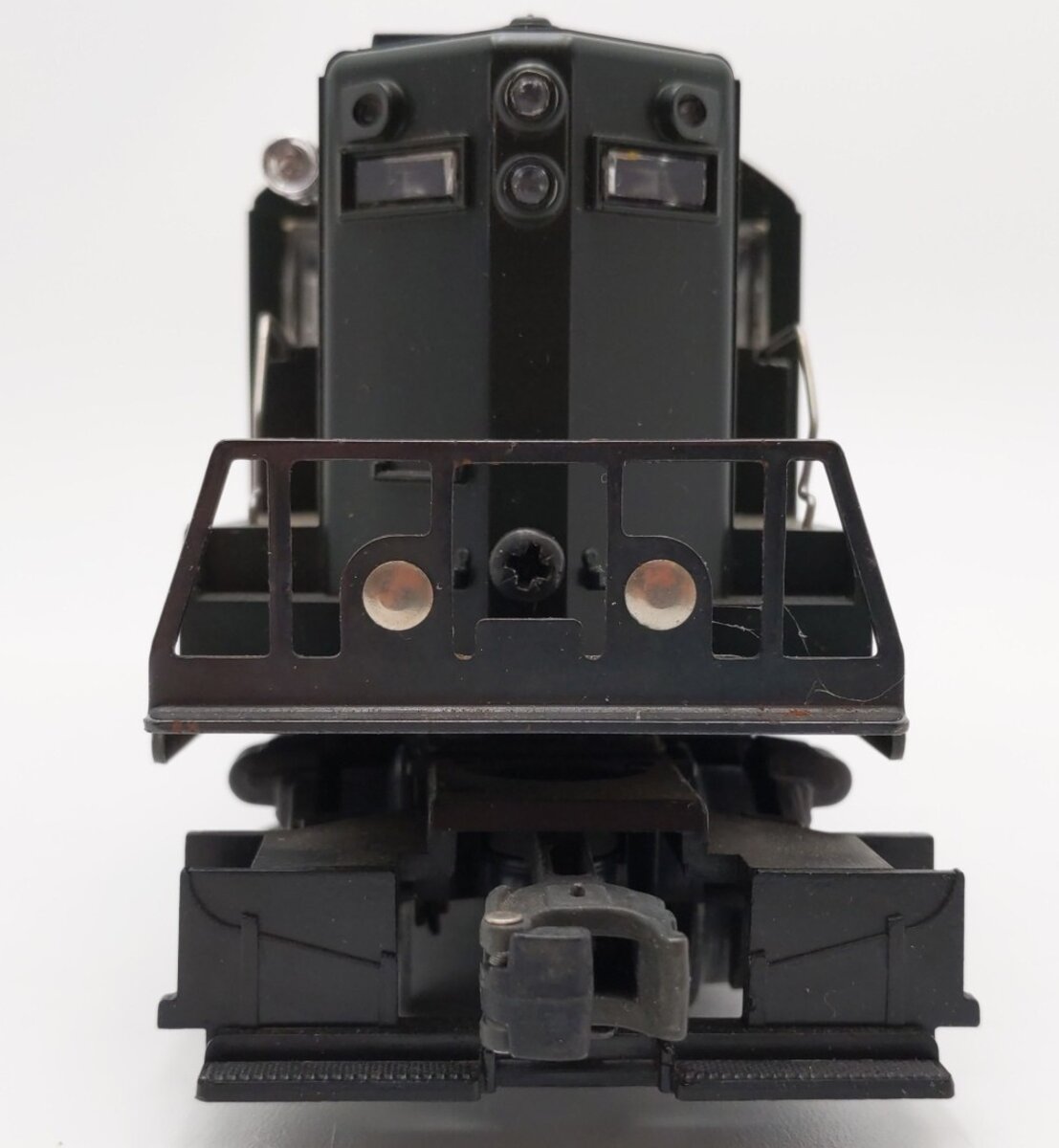Lionel 6-8358 O Gauge Pennsylvania GP-9 Non-Powered Diesel Locomotive EX