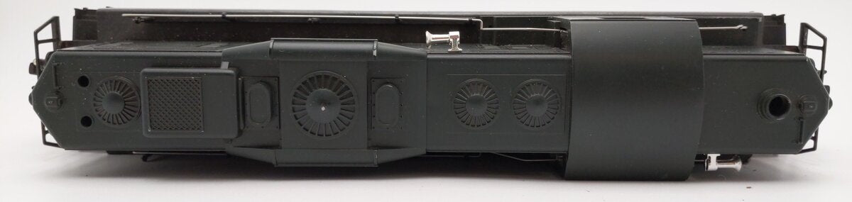 Lionel 6-8358 O Gauge Pennsylvania GP-9 Non-Powered Diesel Locomotive EX