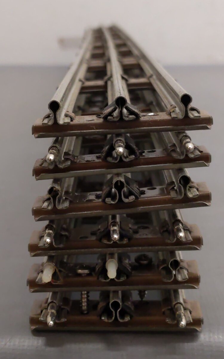 Lionel 6-65024 O27 35" Long Straight Track (6) VG