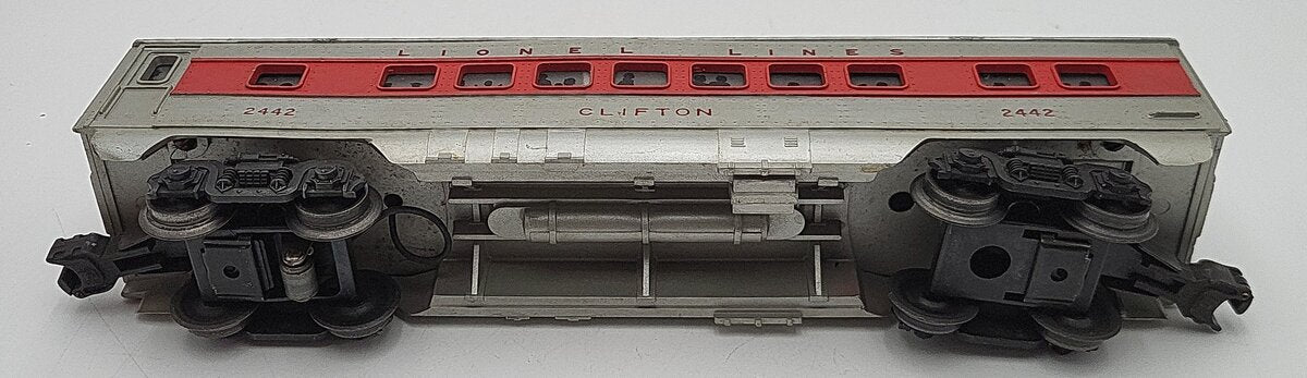 Lionel 2442 Vintage O Lionel Lines Clifton Red Stripe Illuminated Passenger Car VG/Box