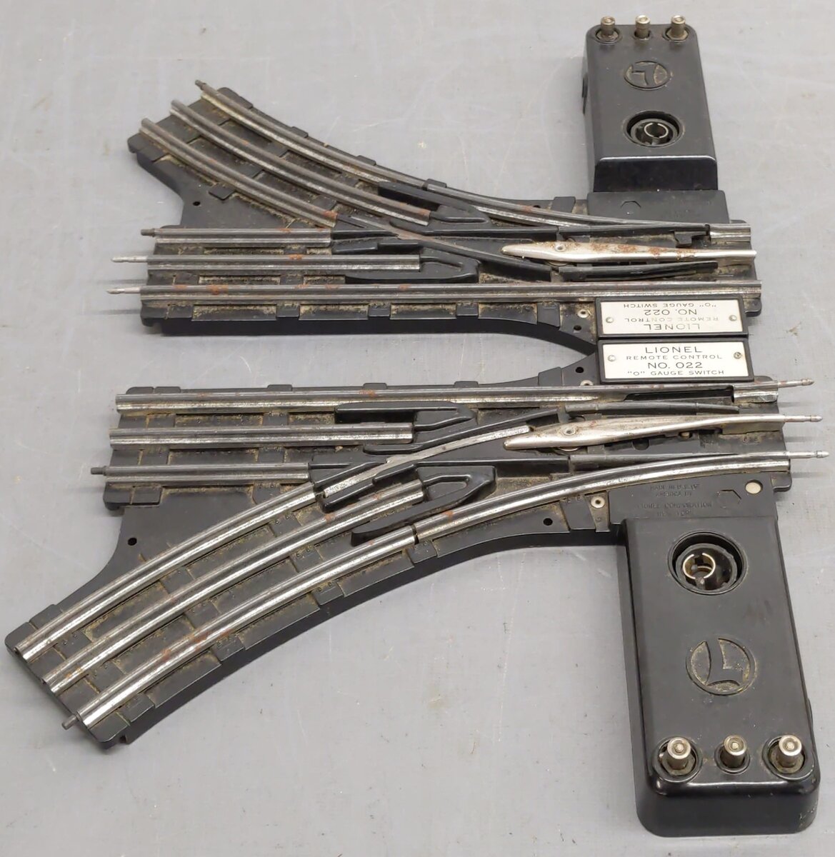 Lionel 022 Vintage O Gauge Left-Hand & Right-Hand Electric Remote Switches/Box