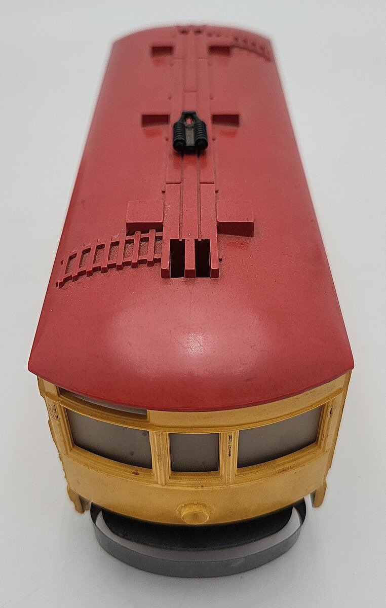 Lionel 60 Vintage O Gauge Postwar Lionelville Trolley with Black Lettering VG