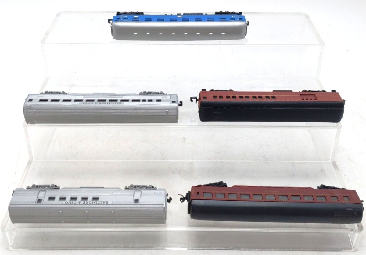 Arnold & Bachmann & Other N Scale Assorted Passenger Cars [5] EX