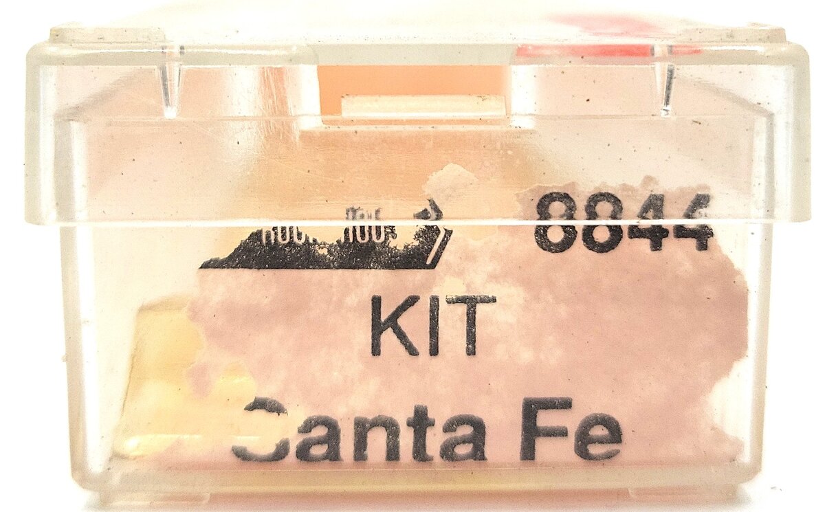 Roundhouse 8844 N Scale Santa Fe Single Door Box Car EX/Box