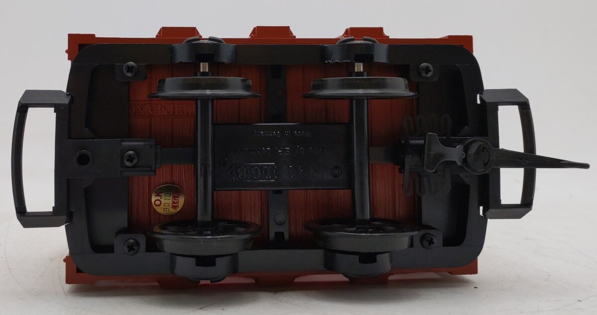 LGB 4045 G Scale Flat Car with Red Shell Barrels LN