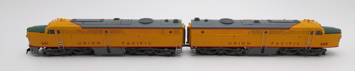 Marklin 49610/37610 HO Union Pacific Alco PA Diesel Locomotive Set - Digital VG
