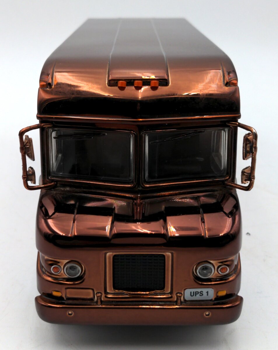 Revell 1:32 Scale UPS NASCAR Delivery Truck VG