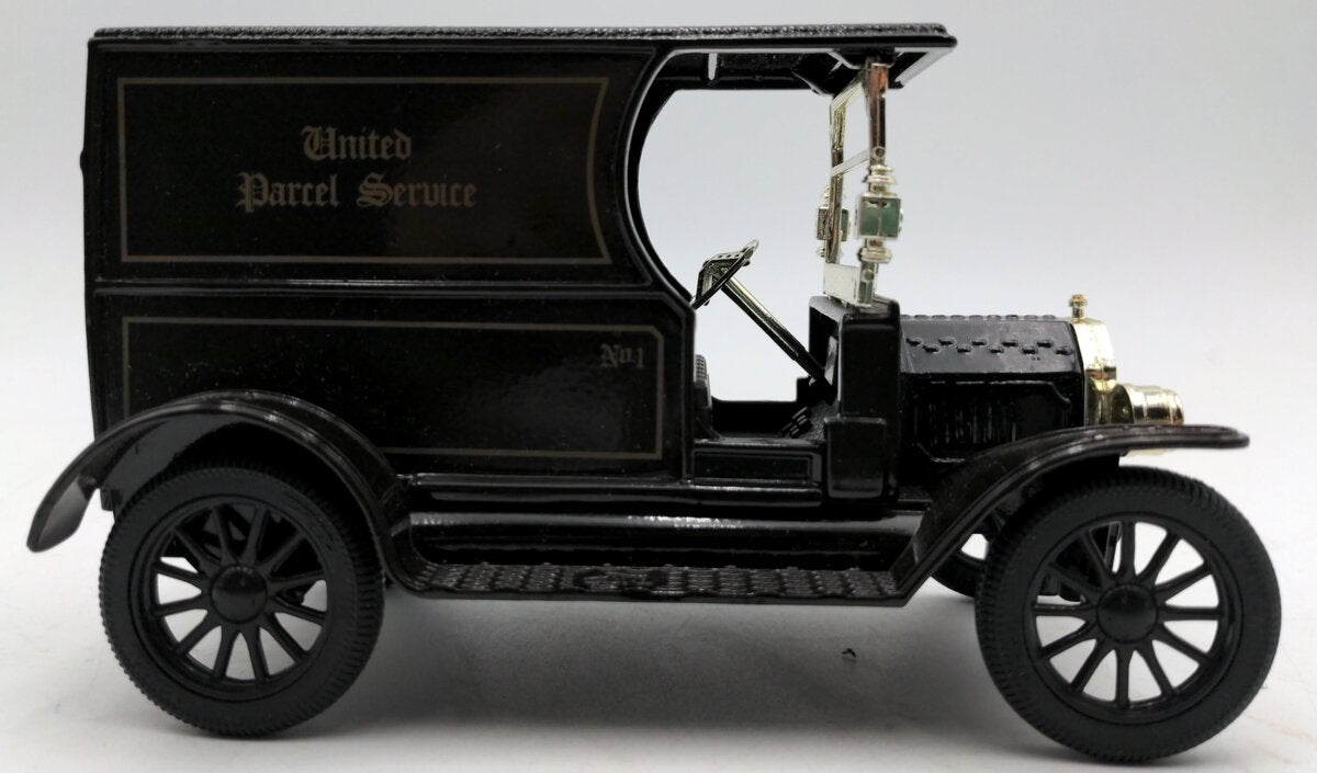 Ertl 1062 1:32 Scale Diecast 1913 Ford Model T UPS classic car LN