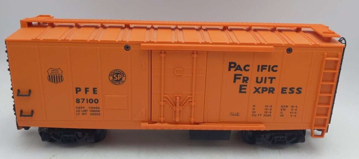 Lionel 6-87100 G Scale Pacific Fruit Express Reefer Car EX