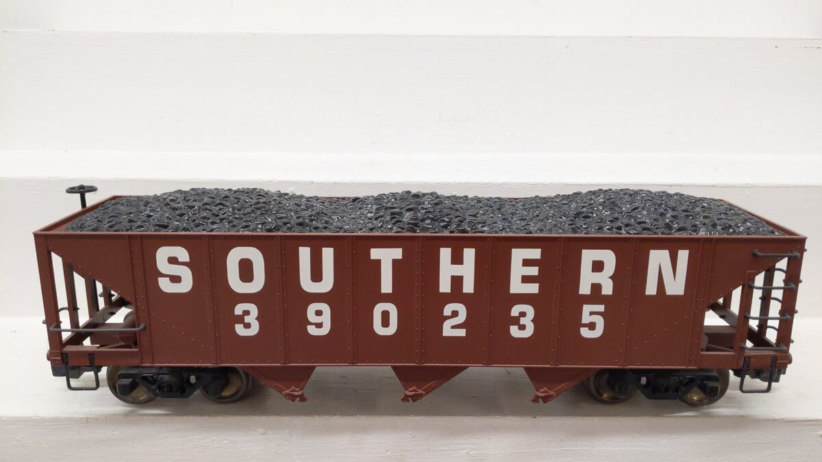 Bachmann 98204 G Southern 3 Bay Hopper with Coal Load #390235 (Metal Wheels) EX