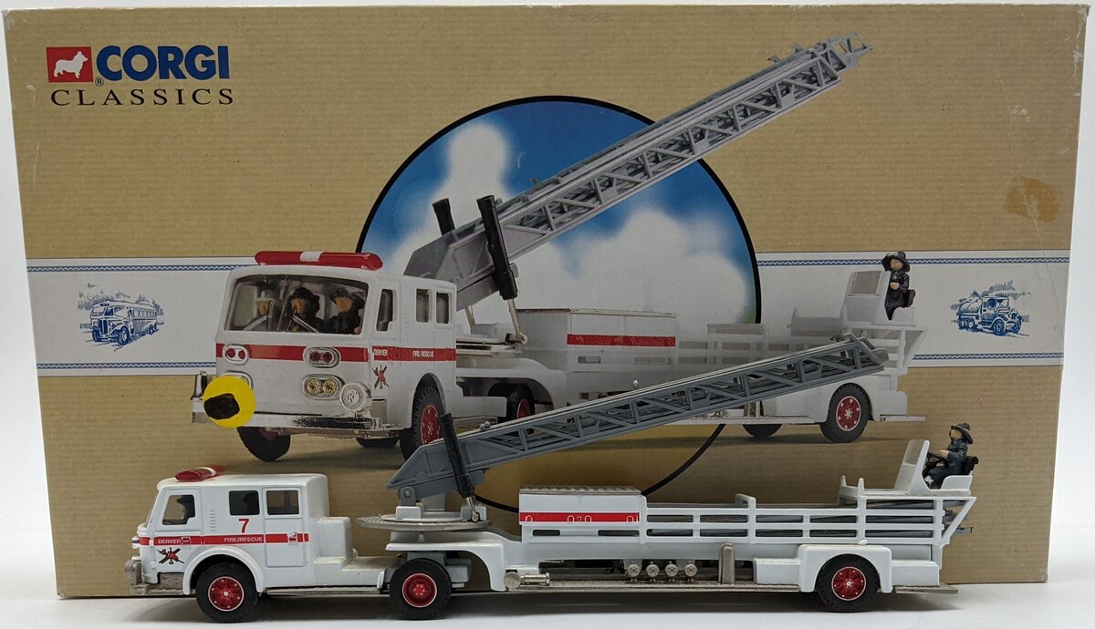 Corgi 97387 Diecast American La France Aerial Ladder Truck Denver Fire Dpt LN/Box