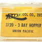 Atlas 3720 N Scale Union Pacific 3-Bay Covered Hopper #19711 LN/Box
