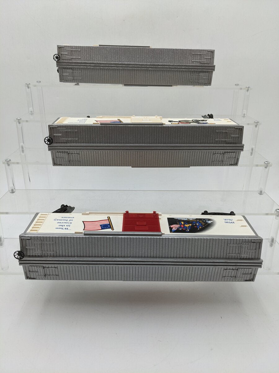 Lionel 6-19599 O Gauge Old Glory Series Boxcars (Set of 3) EX