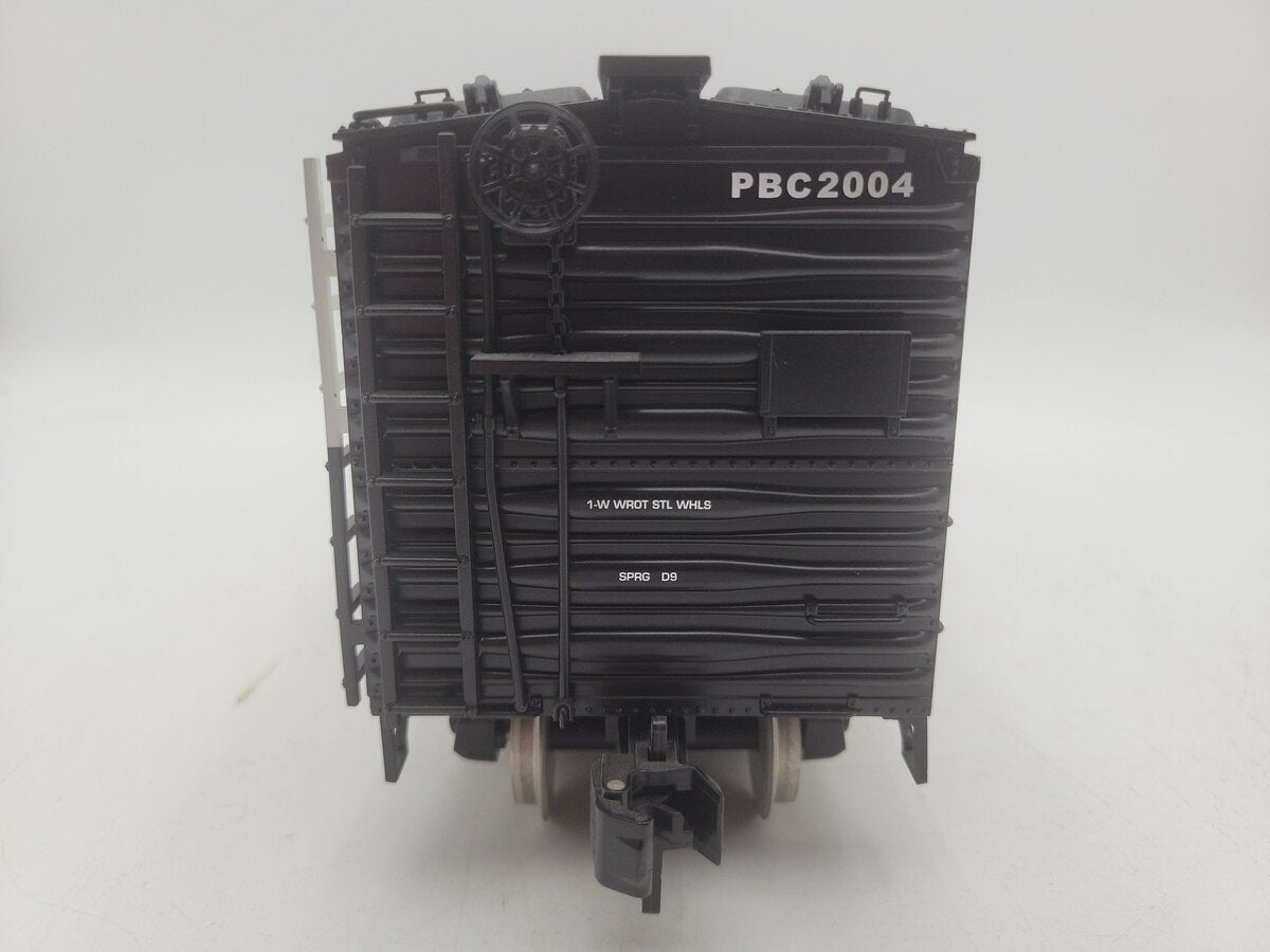 MTH 70-78011 G Scale Iron City 40' Black & White Reefer Car #2004 EX