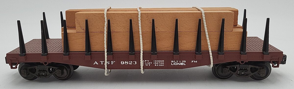 Lionel 6-9823 O Gauge Santa Fe Flatcar with Wood Load EX