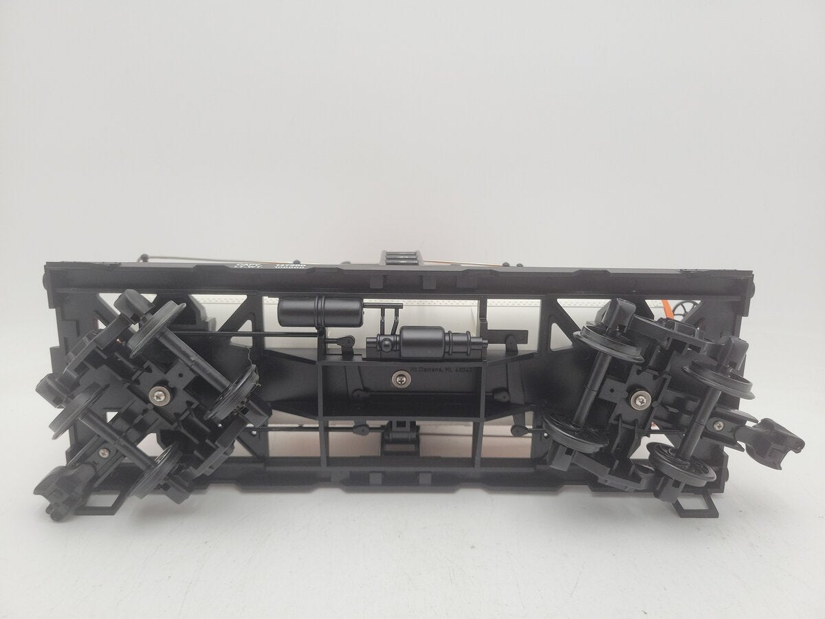Lionel 8-87602 Gulf Single Dome Tank Car w/Plastic Wheels EX