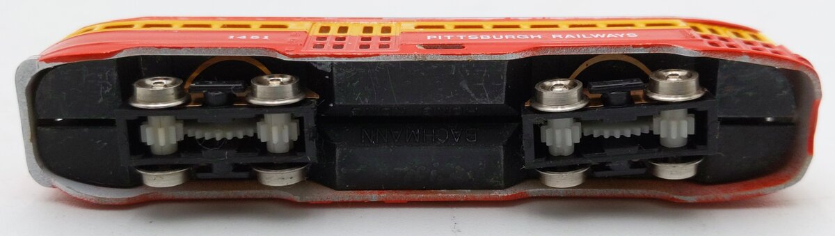 Bachmann 51-629 C4 N Scale Pittsburgh Streamline PCC Trolley #1451 EX/Box