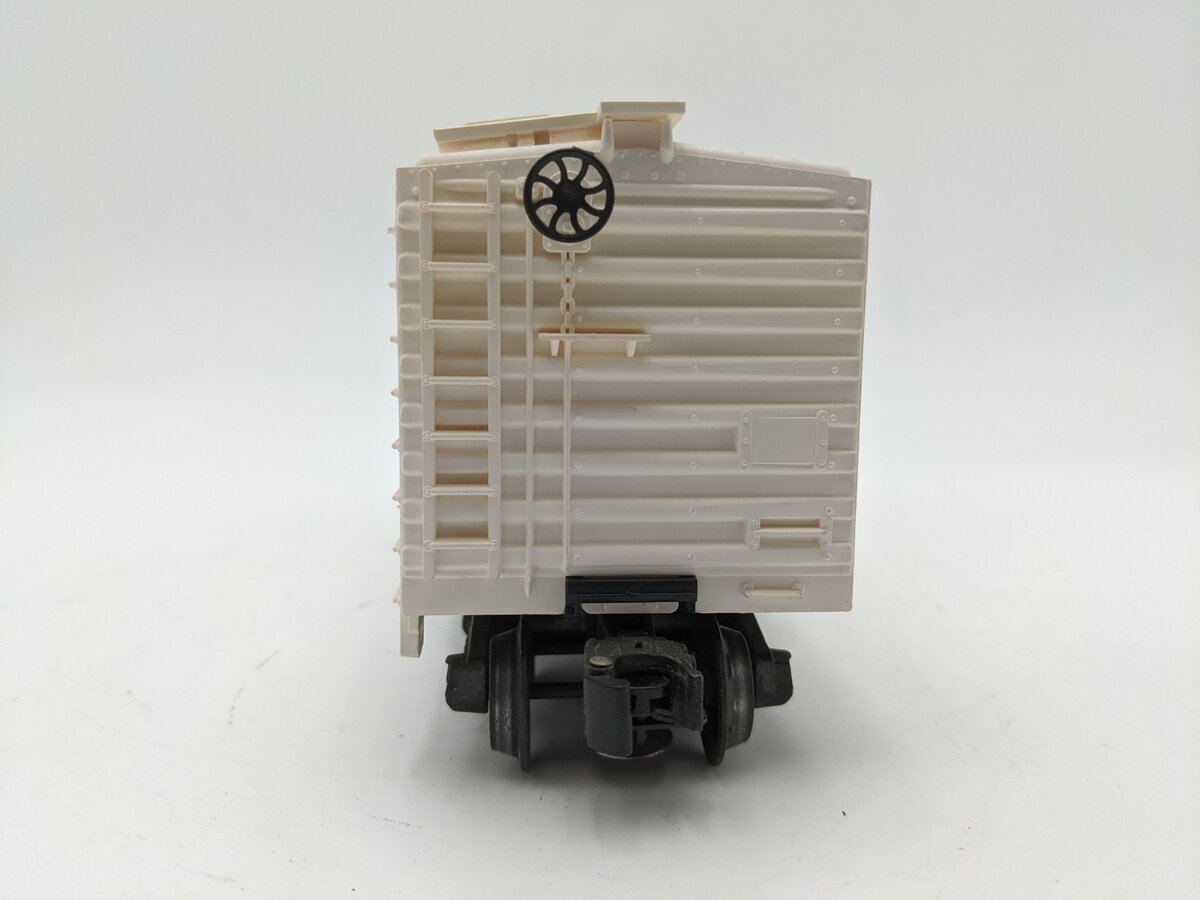 Lionel 6-9802 O Gauge Miller High Life Reefer Car #9802 EX