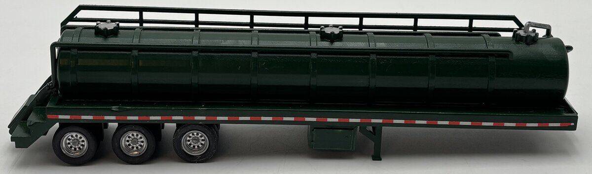 Tennessee Pass Models 1:87 Green Troxall Chemical  3 Axle Trailer EX