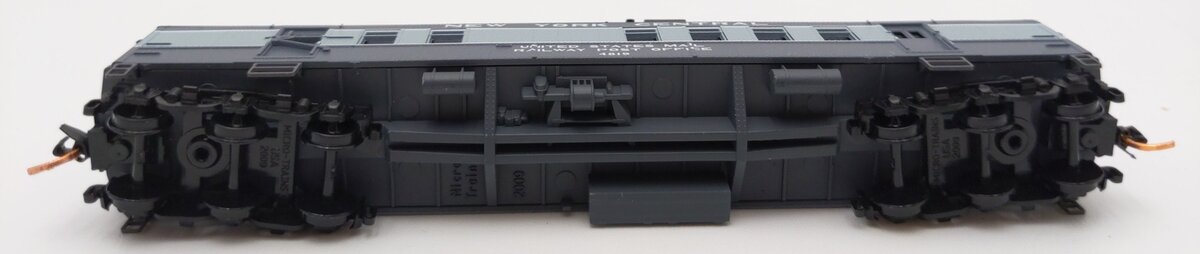 Micro-Trains 14000130 N New York Central 60' RPO Heavyweight Passenger Car #4819 LN/Box