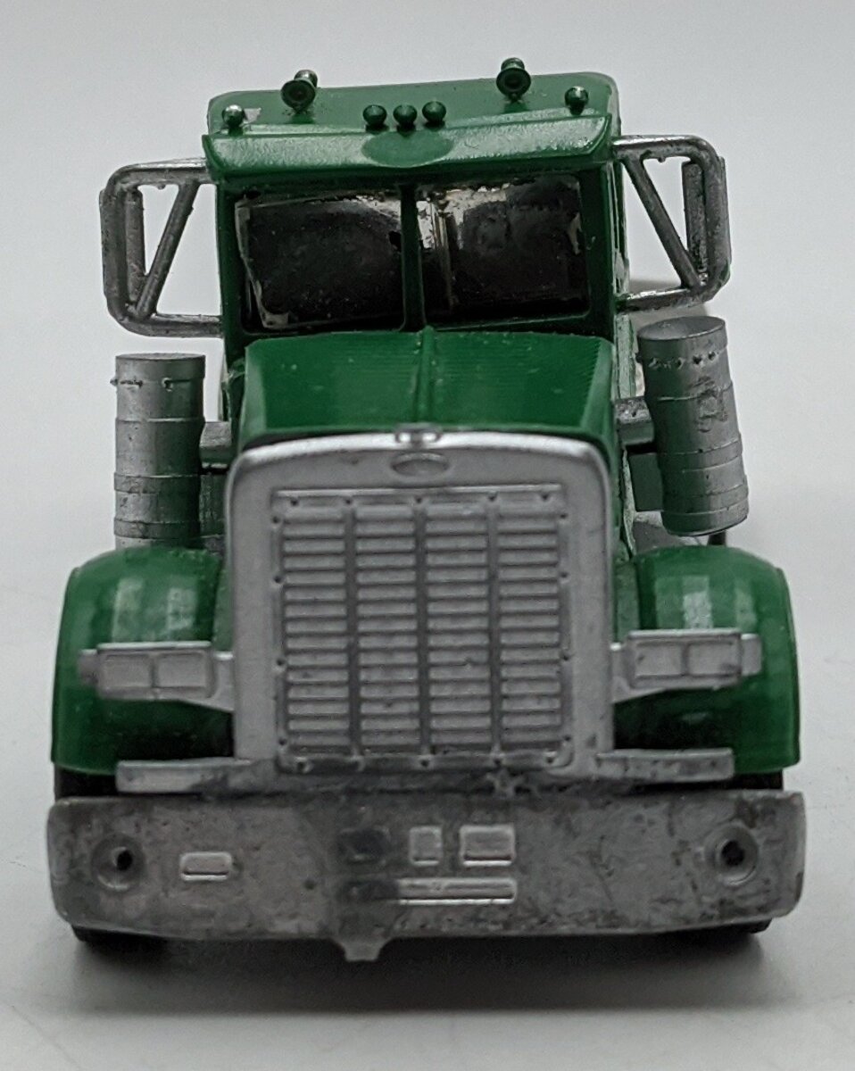Custom Built 1:50 Diecast Custom KK-Kenworth W900 8X4 Tractor Green VG/Box