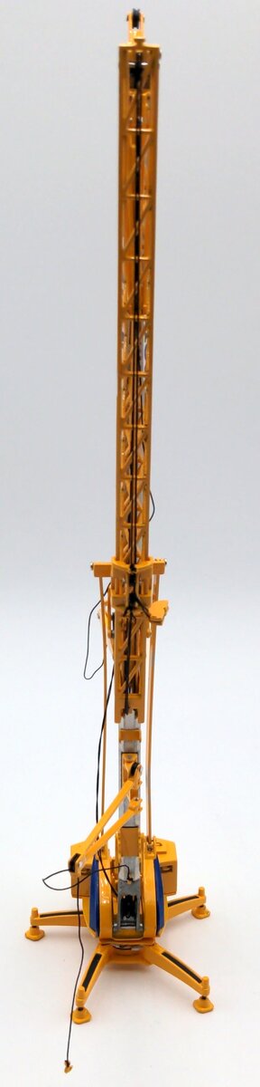 TWH Collectibles 2014 1:50 Potain GMR HD Folding Tower Crane VG
