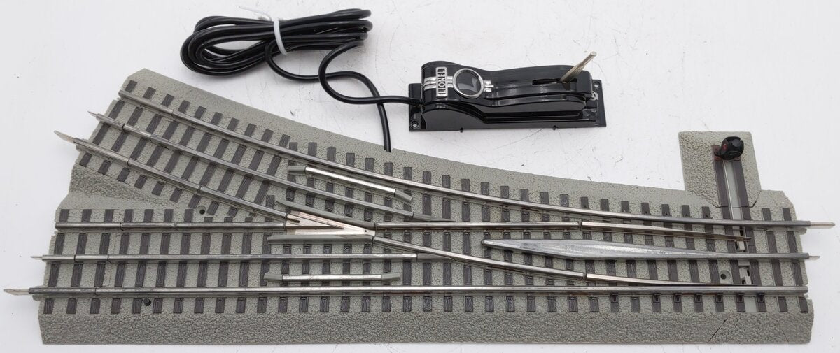 Lionel 6-16827 O72 FasTrack Command Control Right Hand Switch Turnout EX/Box