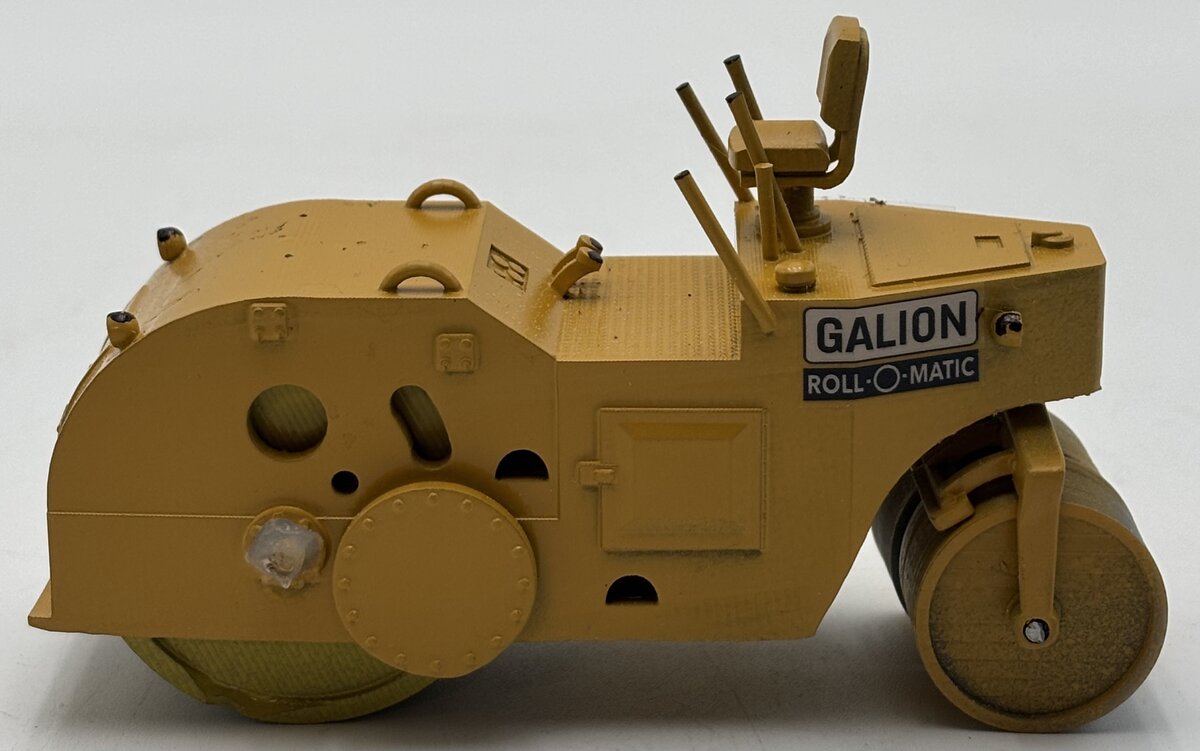 Galion Iron Works O Galion Roll-O-Matic 8-10 Ton Tandem Roller VG