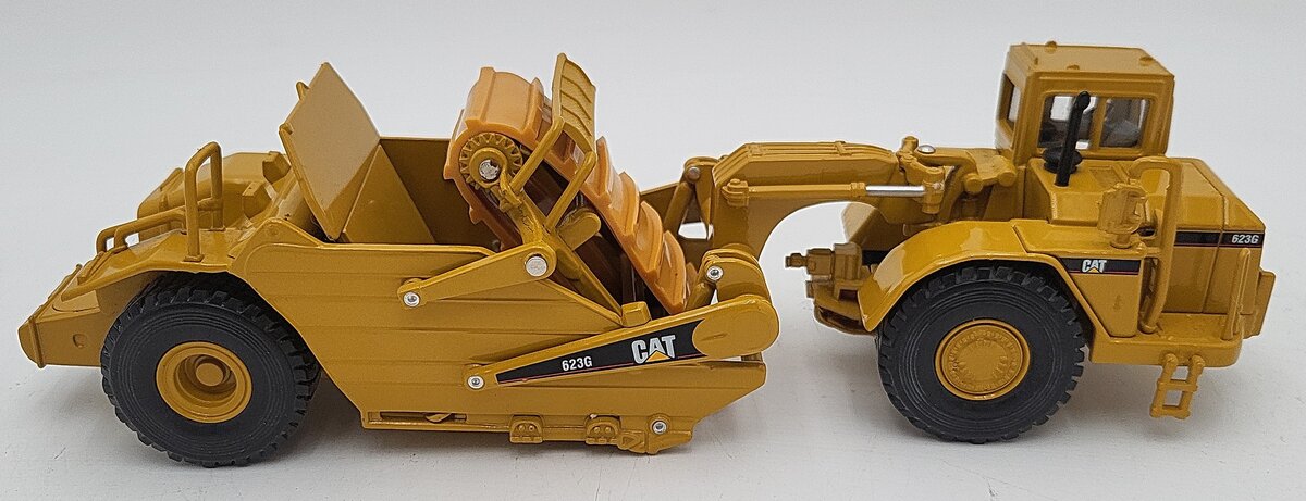 Norscot 55097 1:50 Diecast Caterpillar 623G Elevating Scraper EX