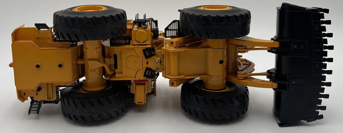 TWH #082-01080 1:50 Yellow LeTourneau L1850 Loader Diecast EX