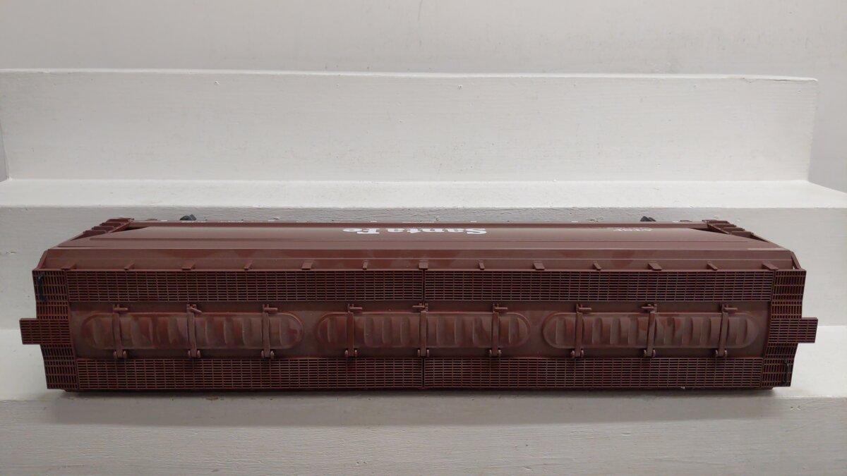 LGB 40820 G Gauge Santa Fe 3-Bay Hopper Car #314082 EX