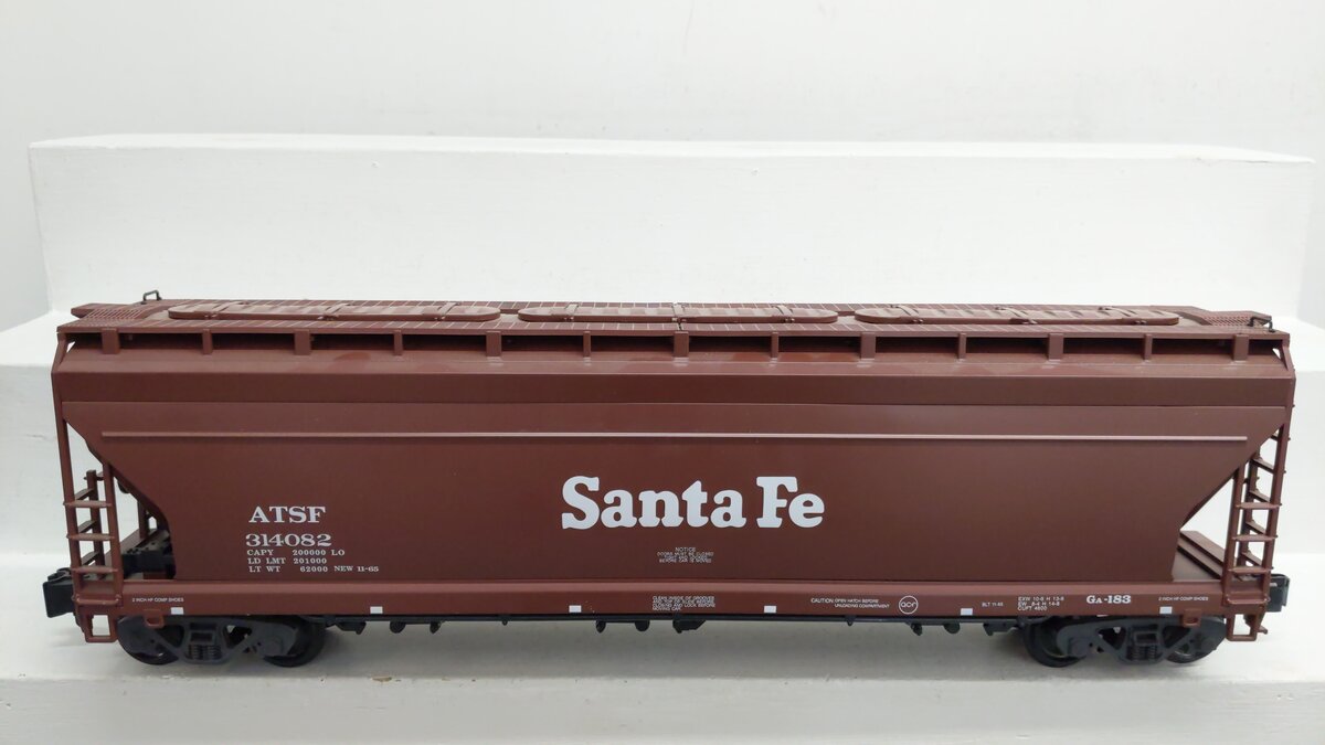 LGB 40820 G Gauge Santa Fe 3-Bay Hopper Car #314082 EX