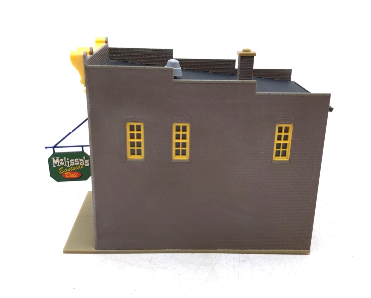 Walthers 933-2815 HO Scale Melissa's Eastside Deli Built-Ups EX