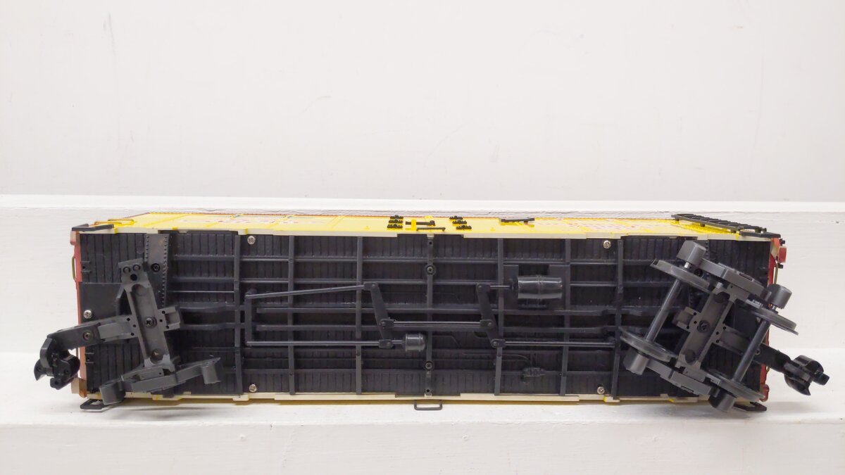 REA 46204 G Scale Heinz Reefer Car VG