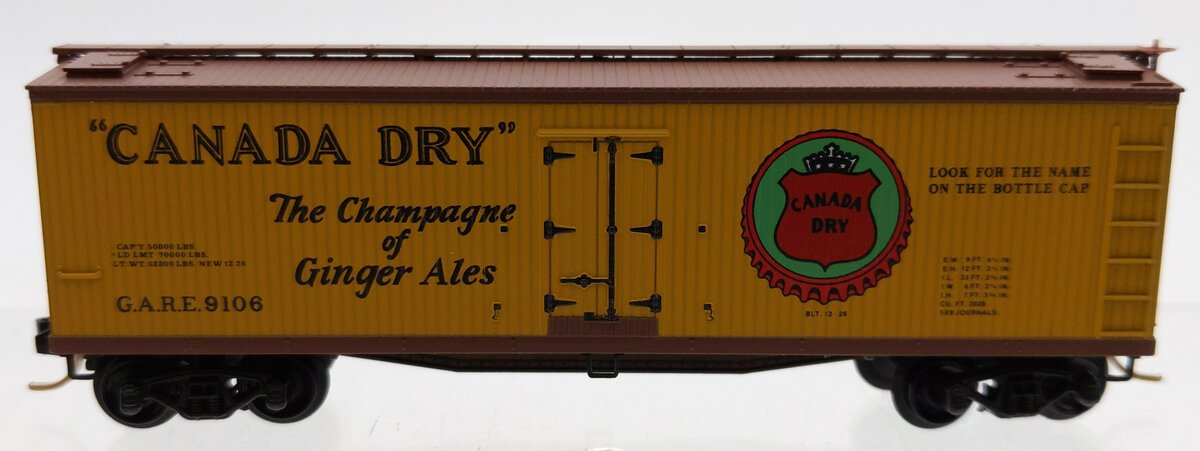 Micro-Trains 04900190 N Canada Dry 40' Double Wood Sheathed Reefer #9106 LN/Box