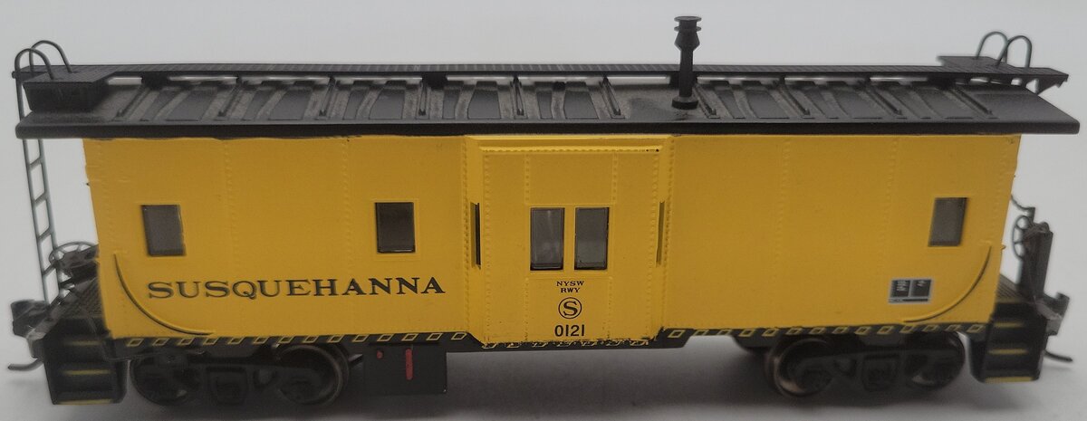 Athearn 74680 HO Scale Susquehanna Bay Window Caboose #0121 VG/Box