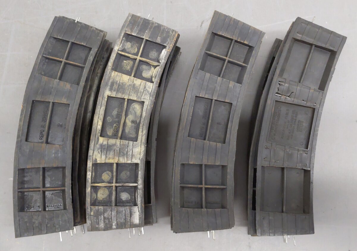 S Scale Tinplate Curve Track & Assorted Roadbed [20] VG