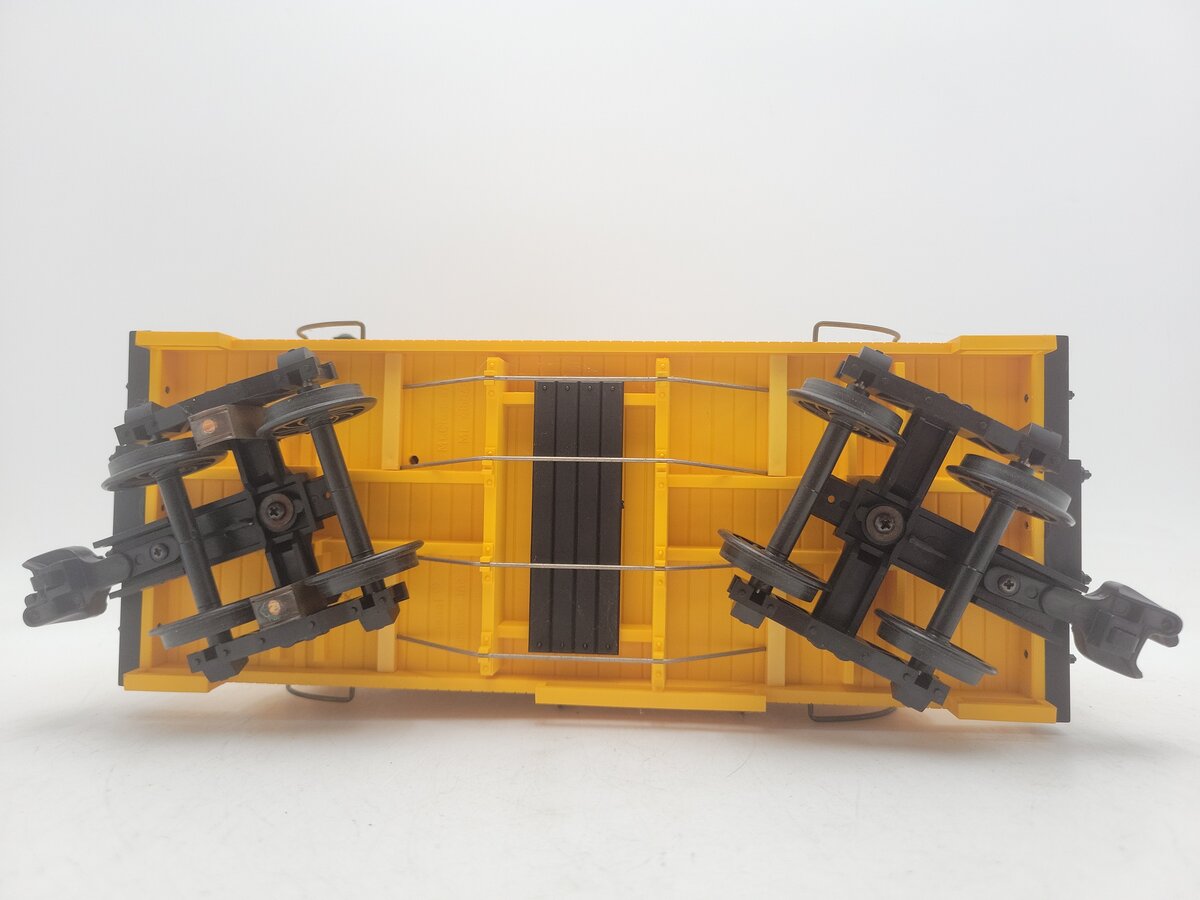 Lionel 8-87706 G Scale Chessie Illuminated Caboose EX