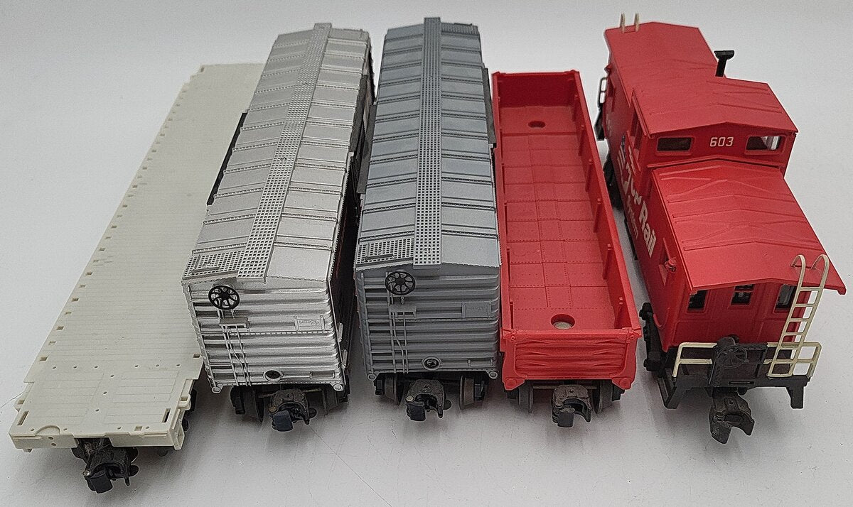 Lionel & Other O Gauge Assorted Freight Cars: 16650, 9405, 16943 [5] EX