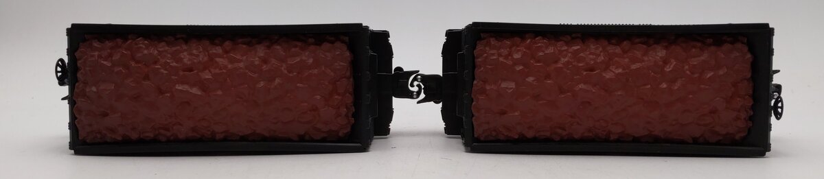 Menards 279-8555 O Gauge  2-Piece Pennsylvania Ore Cars Set EX