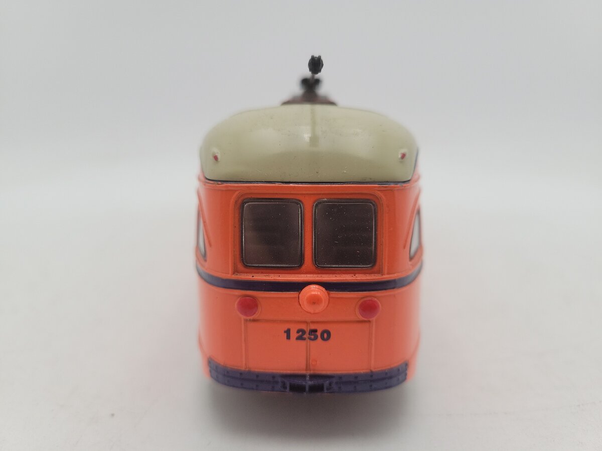 Corgi 55004 1:50 Lionel City Transit Company PCC Street Car #1250 EX