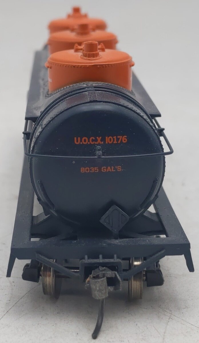 Athearn 74463 HO Scale Union Oil 3-Dome Tankcar #2 EX/Box