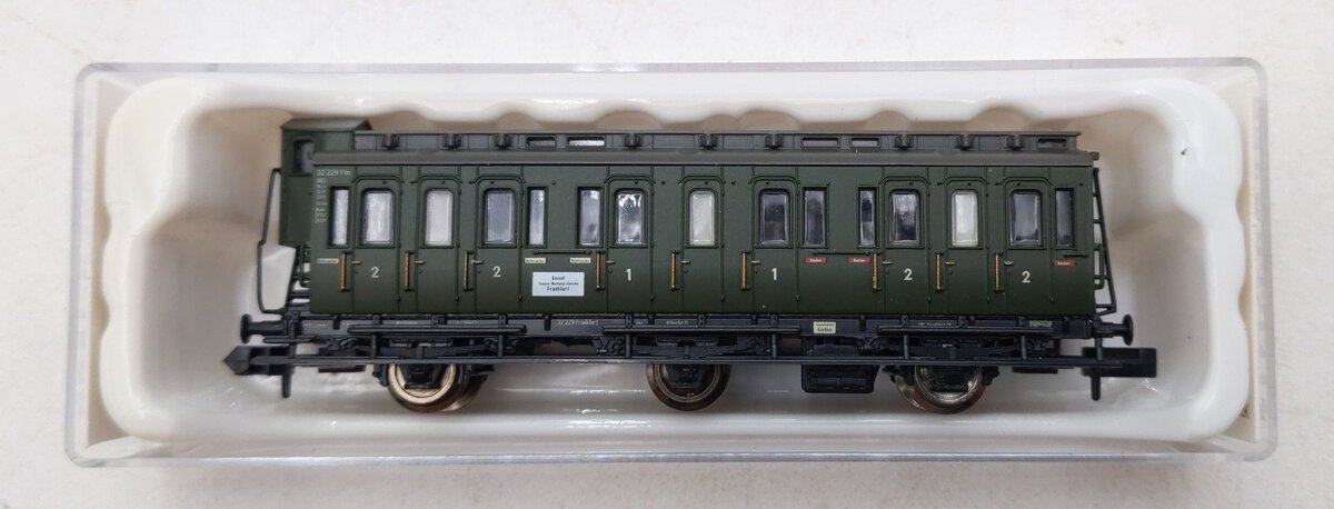 Fleischmann 806501K N Scale Deutsche Bundesbahn Coach Car #32229 LN/Box