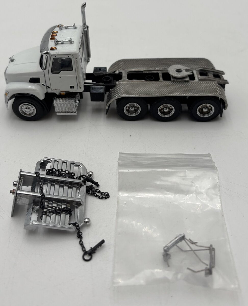 Sword Models SW2019 1:50 White Mack Granite 8x4 Semi-Tractor Diecast EX
